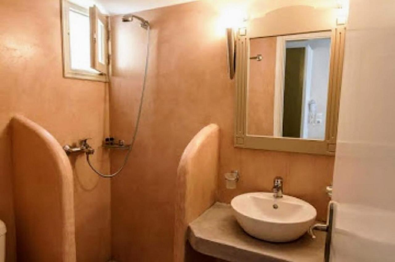 Rena Hotel Perissa  Ngoại thất bức ảnh